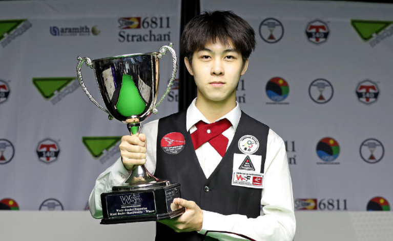 森纳的中场 森纳的中场