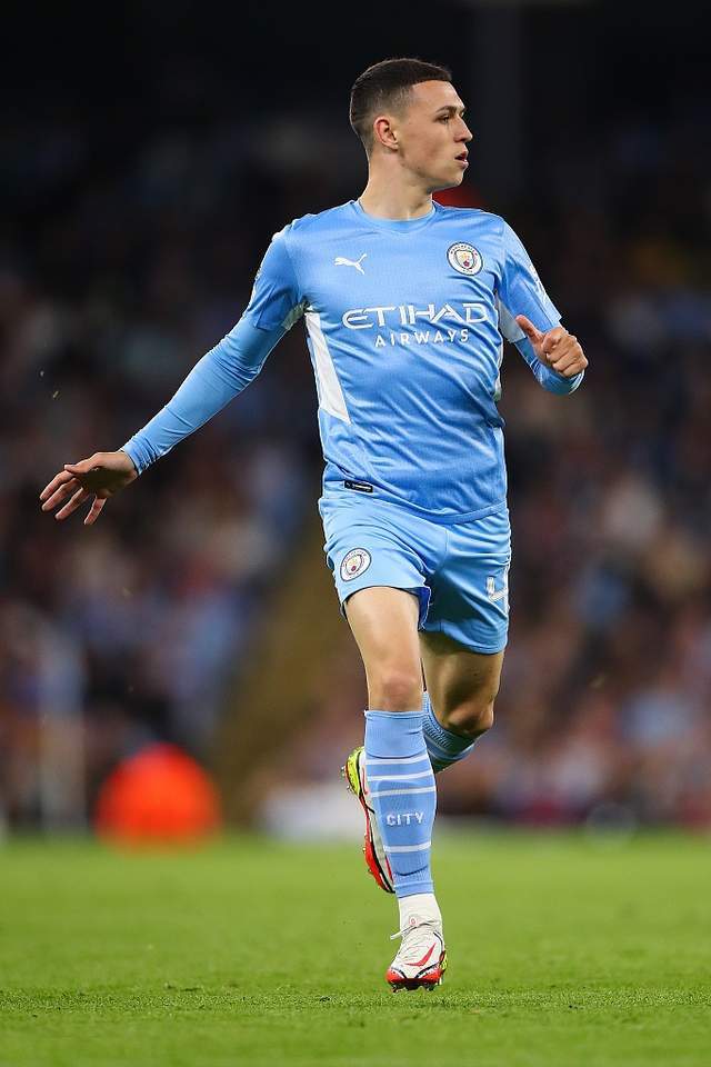 是他不愿轻 是他不愿轻