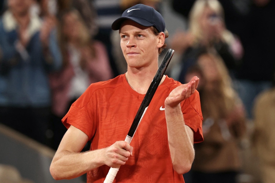 运动员的受 运动员的受