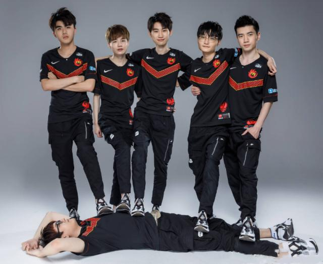 只差一步 只差一步